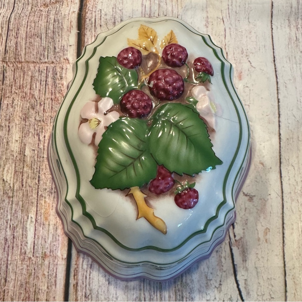 The Franklin Mint • Le Cordon Bleu Jello Molds • Set of Three • Collectibles - Picture 5 of 16